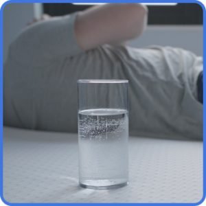 簇绒和针运动隔离