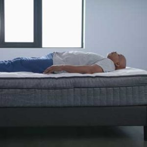 ghostbed_flex_mattress_heavyweight_tester